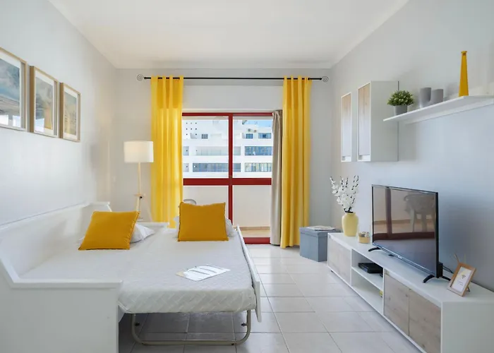 아파트 Centralgarve - 1 Bedroom Near The In - Anglo Atlantico 쿼테이라
